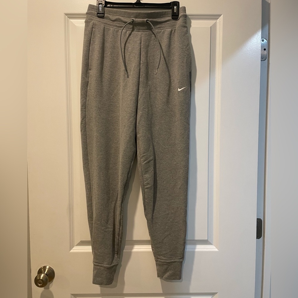 Men’s Nike sweatpants